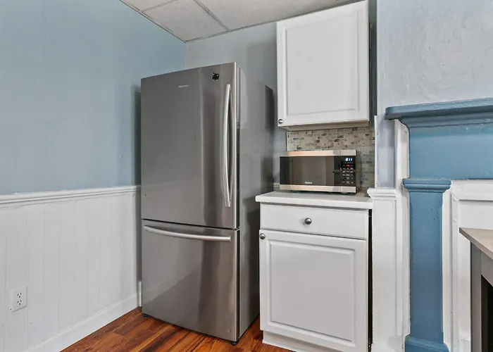 Trendy 2br Near Carson Street With Free Parking Сasa de vacaciones *